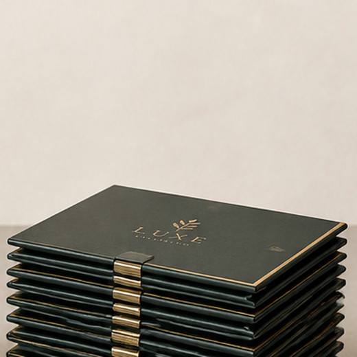 Flat-packed rigid boxes